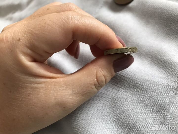 Монета елизавета 2