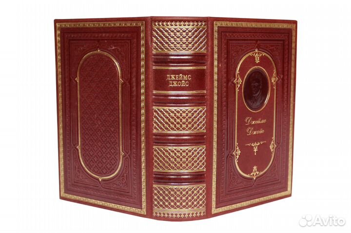 Малая библиотека шедевров (кожа)