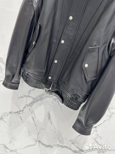 Кожаная куртка жилетка YSL женская