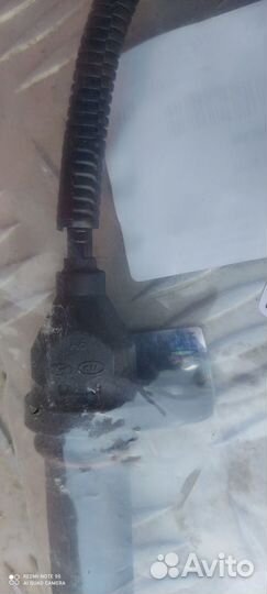 Датчик положения коленвала вала Хендай Солярис-Киа