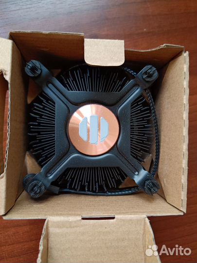 Кулер для процессора Intel Laminar RM1