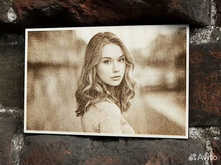 Гравировка (выжигание) портрета, фото на дереве