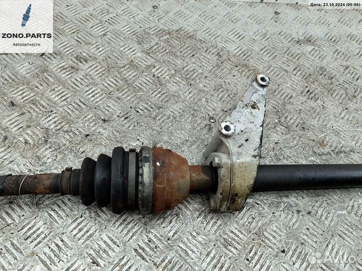 Полуось передняя правая 13248627 на Opel Meriva B