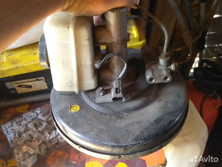 Главный тормозной в сборе с вут hyundai sonata y3