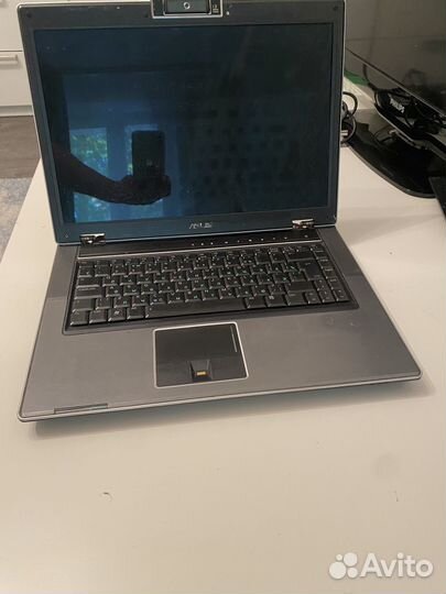 Ноутбук asus