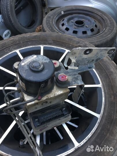 Форд Фокус-1 блок ABS