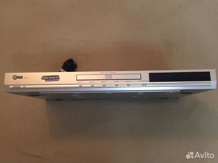 CD плеер LG DV 3781