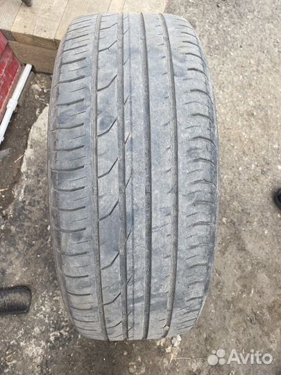 Continental ContiPremiumContact 2 215/55 R17 94V