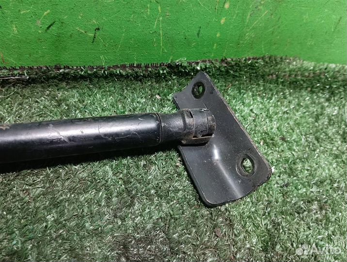 Амортизатор багажника левый Suzuki Ignis 2007