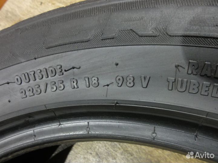 Continental ContiCrossContact UHP 225/55 R18 98V