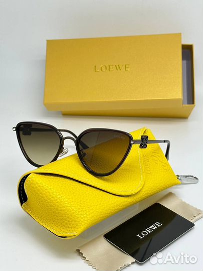 Солнцезащитные очки