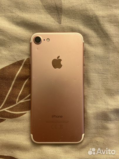 Телефон iPhone 7