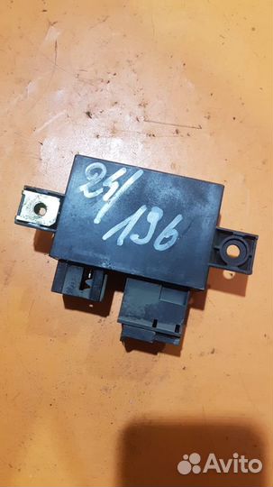 Блок управления центрального замка Mercedes W202