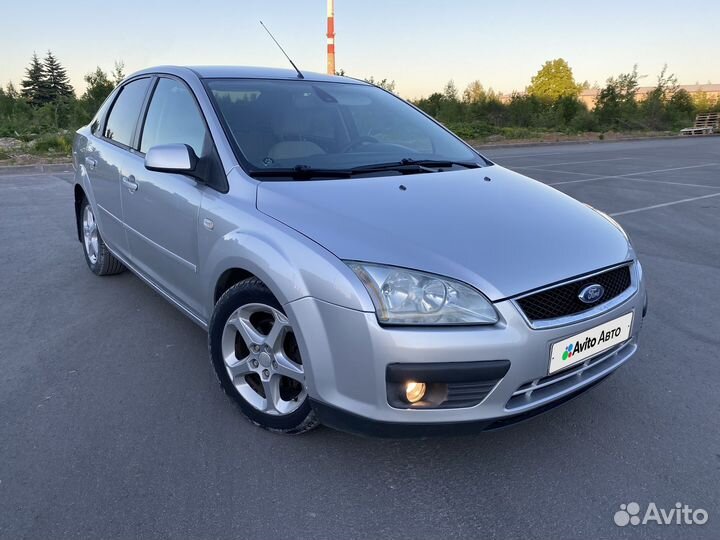 Ford Focus 1.6 МТ, 2006, 266 900 км