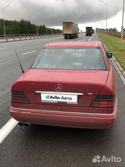 Mercedes-Benz E-класс 2.0 AT, 1993, битый, 340 000 км