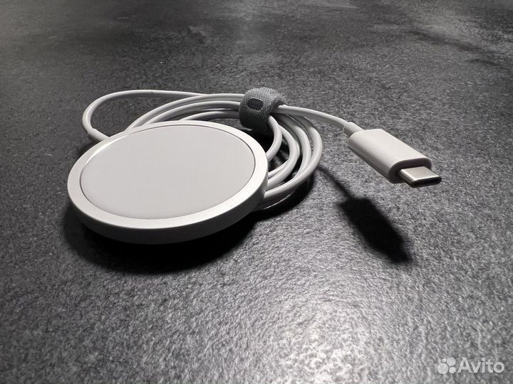 Беспроводная зарядка Apple MagSafe оригинал
