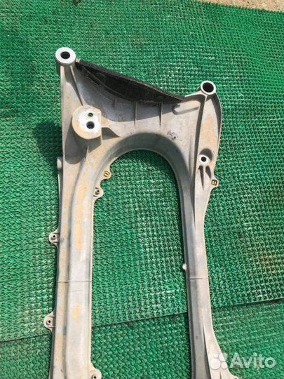 Балка подвески перед. Lexus GS, Is, Gs350, GS450H