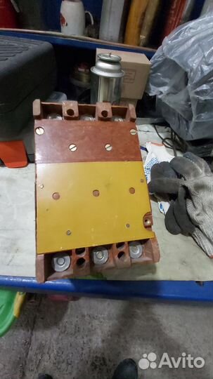 Автомат 40А ухлз