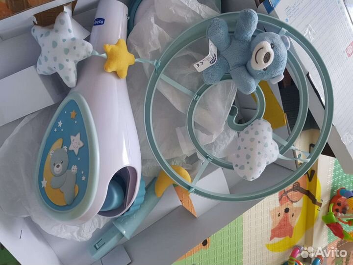 Мобиль на кроватку chicco