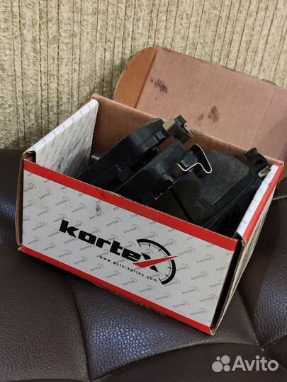 Тормозные колодки задние