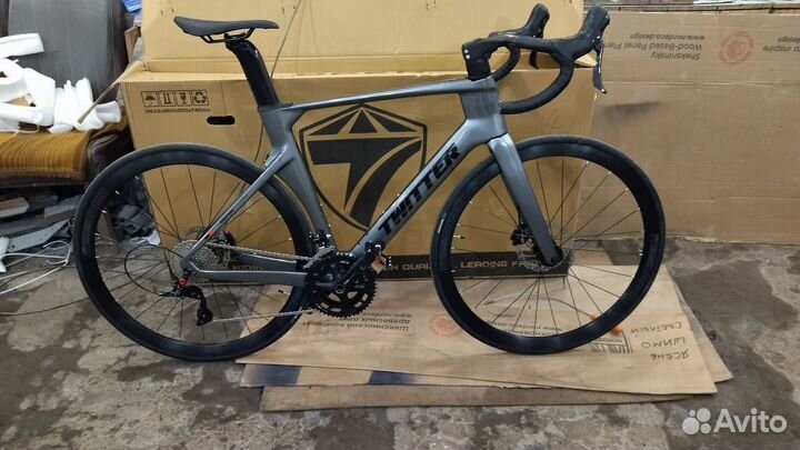 Шоссейный велосипед Twitter r10, 24ск