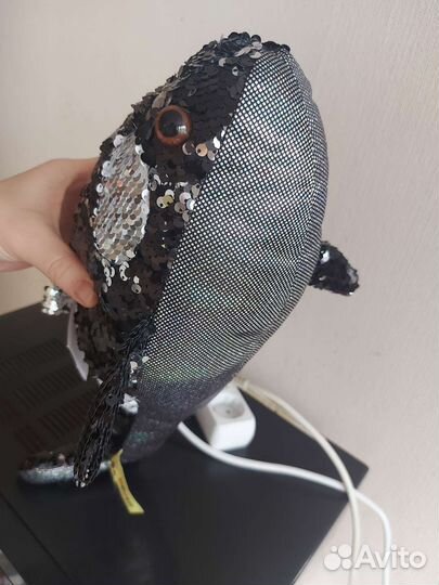 Касатка мягкая с пайетками 45 см новая