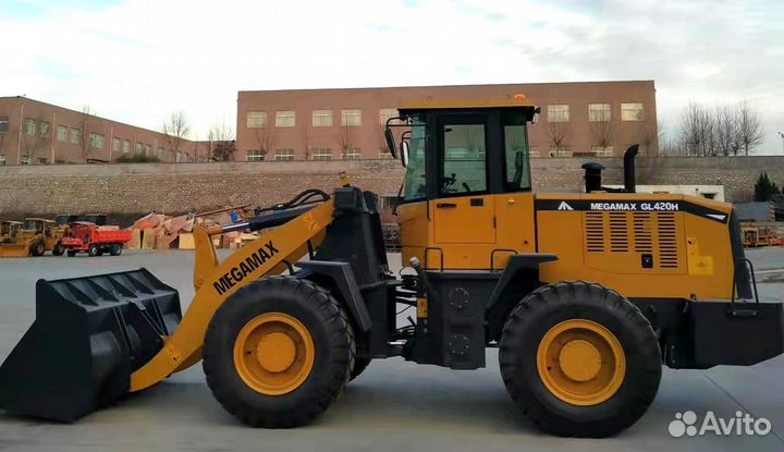 Фронтальный погрузчик Megamax GL420H, 2023