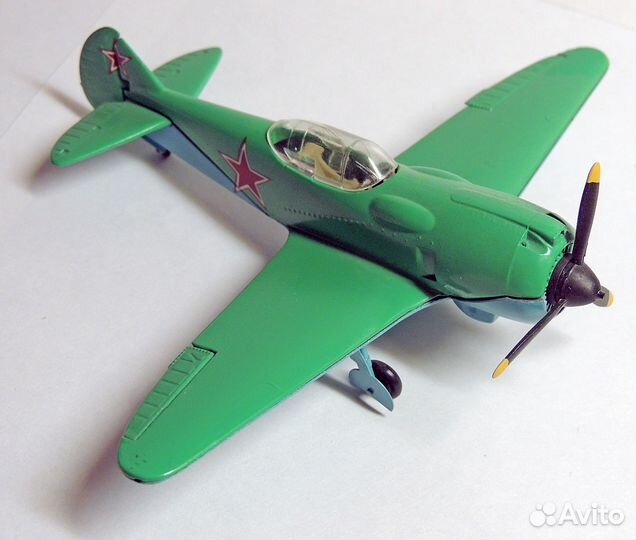 Модели самолетов СССР металл И-16, Ла-5, Як-3 вмес