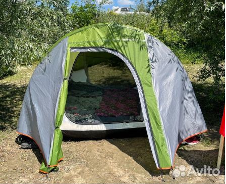 Палатка трехместная с тамбуром