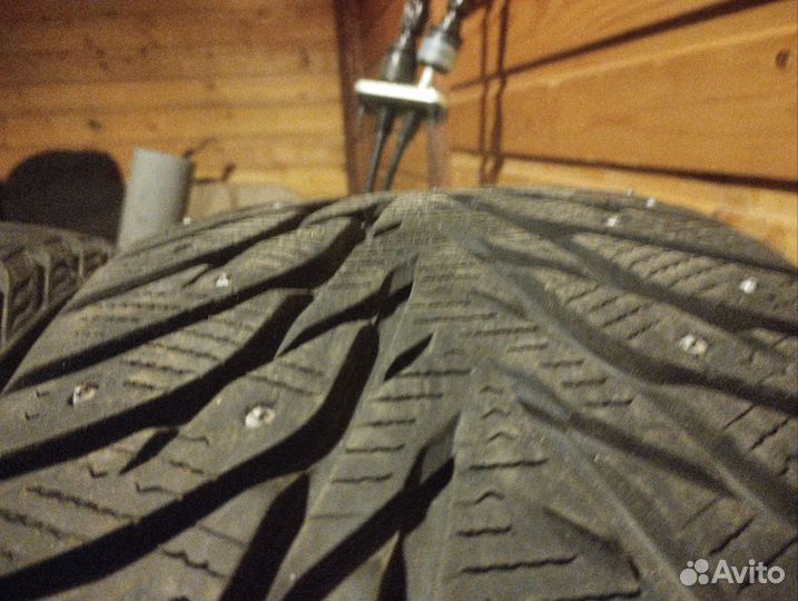 Yokohama Ice Guard Stud IG55 235/55 R17 103T