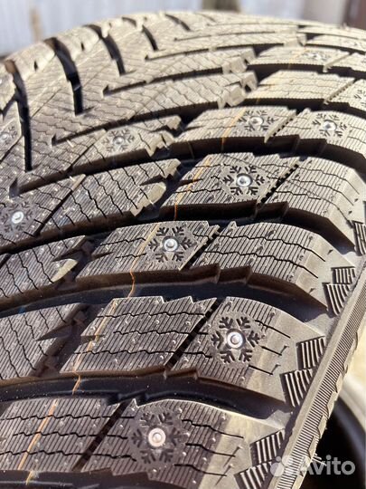 Grenlander Icedefensor Stud II 315/35 R20 127T