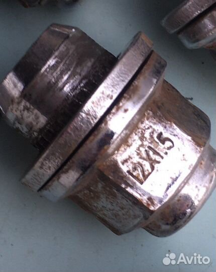 Комплект колесных гаек с шайбой m12x1.5