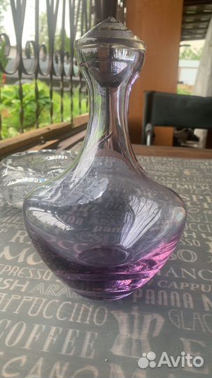 Рюмки и графин. Александритовое стекло