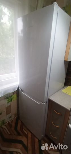 Холодильник Indesit на гарантии