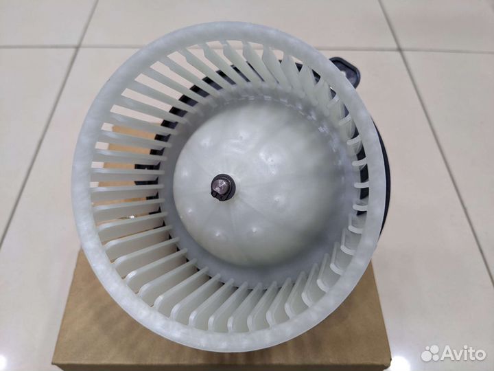 Мотор отопителя mitsubishi L200 kl1t (2014)