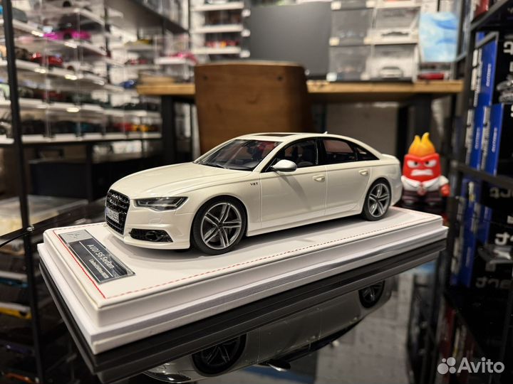 IVY Audi S6 1:18 белый