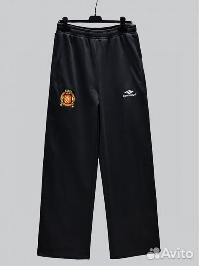 Спортивные штаны прямые Balenciaga