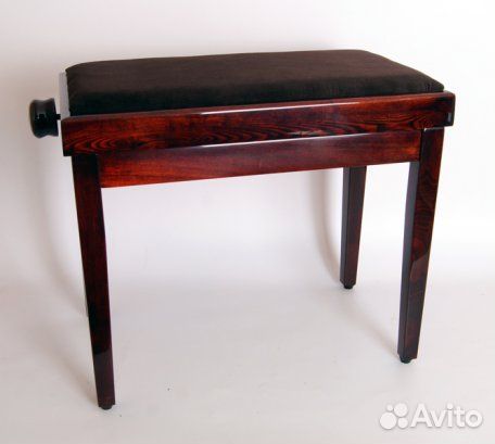 Банкетка для пианино