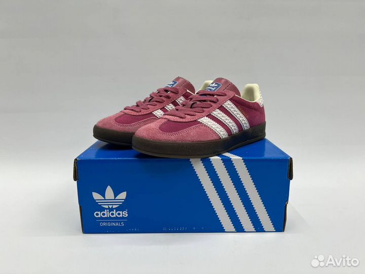 Кроссовки Adidas pink