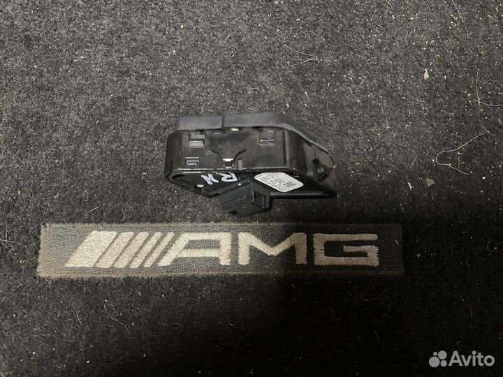 W217 W222 Рест кнопка центрального замка RH