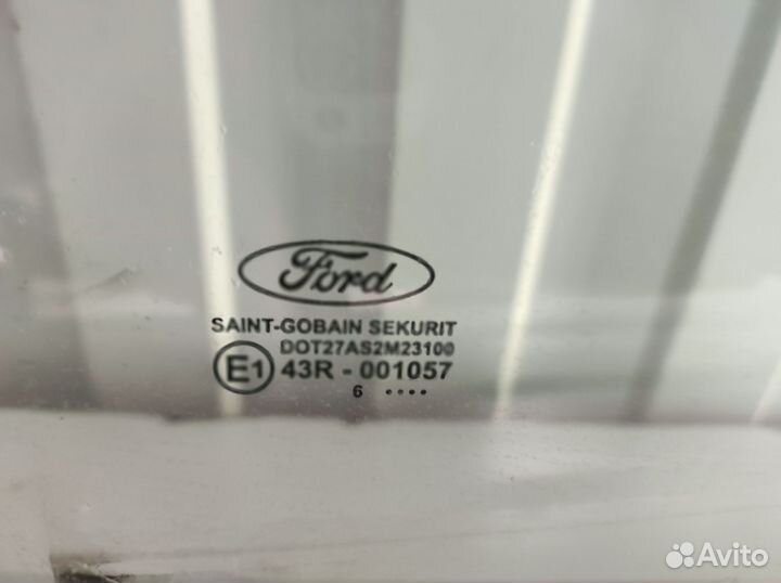 Стекло задней левой двери Ford Focus 2 2004-2011