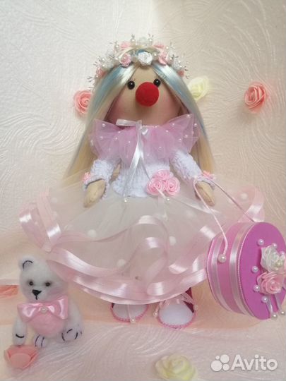 Кукла ручной работы