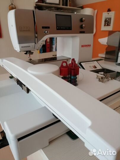 Вышивальный блок с пяльцами L для Bernina7-8 серии