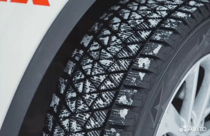 Bridgestone Blizzak DM-V2 215/65 R16 98S
