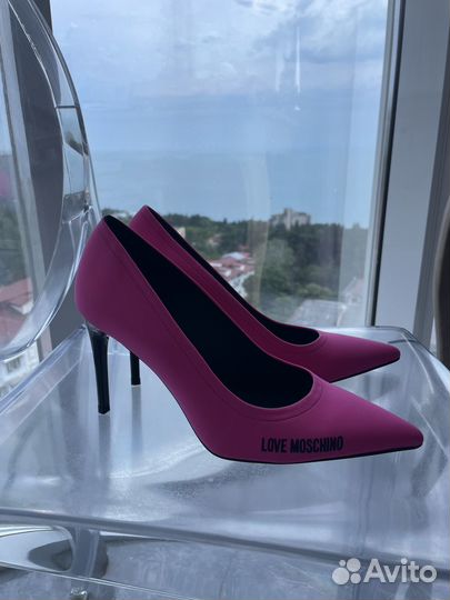 Туфли love moschino