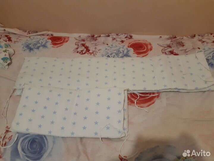 Бортики в кроватку