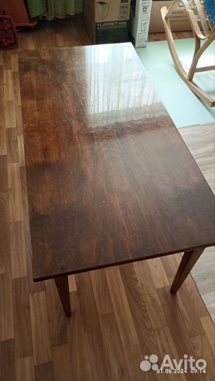 Журнальный столик