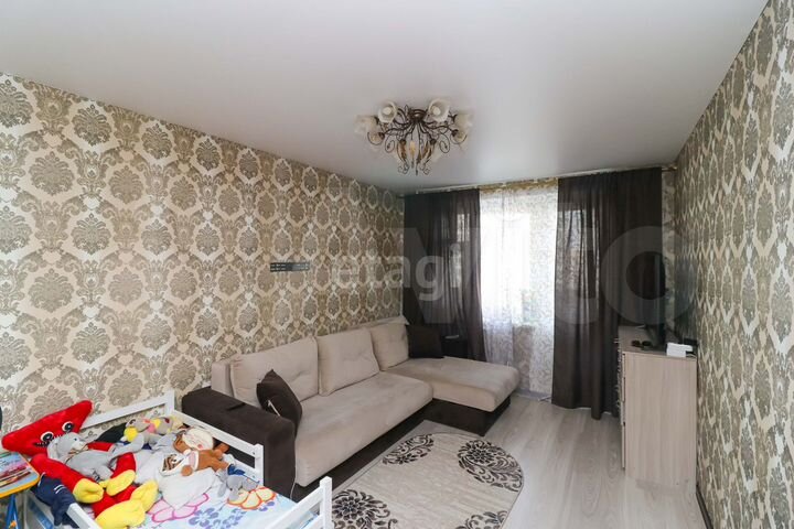 2-к. квартира, 50 м², 4/10 эт.