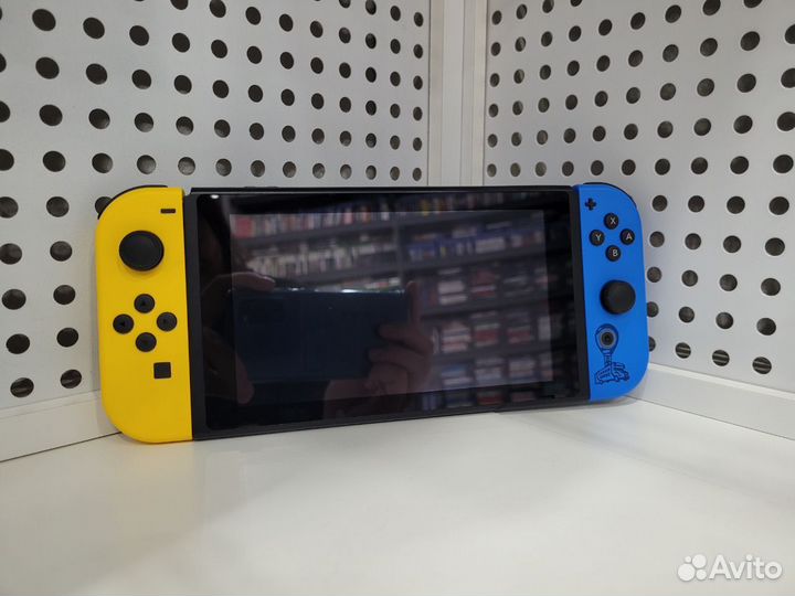 Nintendo Switch 64gb + игры (б/у)
