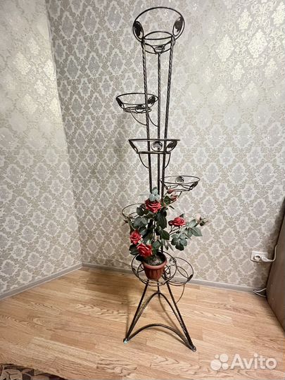 Подставка для цветов